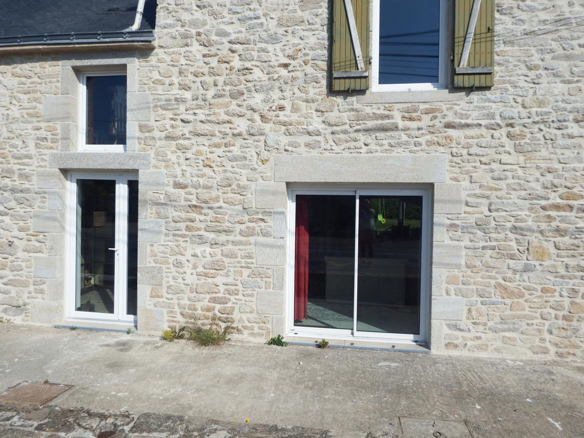 Réfection d'une maison en pierre et joints a la chaux