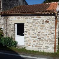 Rénovation d'un mur apres accident de voiture et joints a la chaux