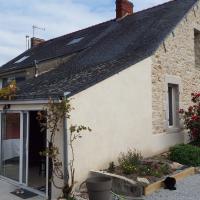 Réfection d'un pignon en pierre, enduit et joints a la chaux